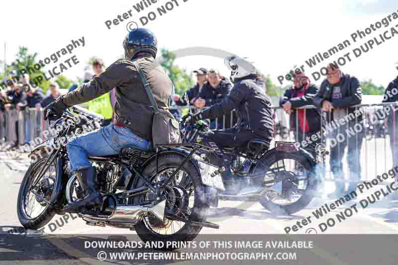 Vintage motorcycle club;eventdigitalimages;no limits trackdays;peter wileman photography;vintage motocycles;vmcc banbury run photographs